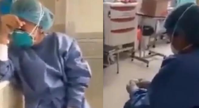 Enfermera llora al enterarse de que dio positivo a COVID-19: “No se toman las medidas correctas”(VIDEO)