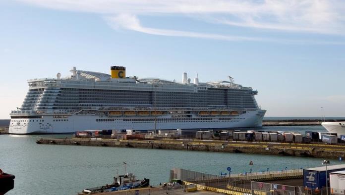 Crucero queda varado en el Mediterráneo por posibles casos de coronavirus