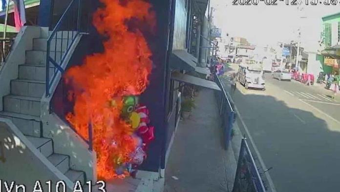 Niños le prenden fuego a un vendedor de globos como ‘broma’