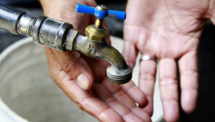 Sin agua más de 100 colonias