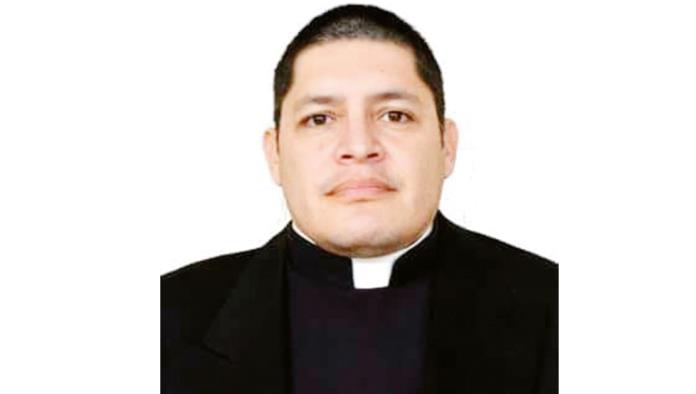 Positivo a COVID  Padre Noé Fernando