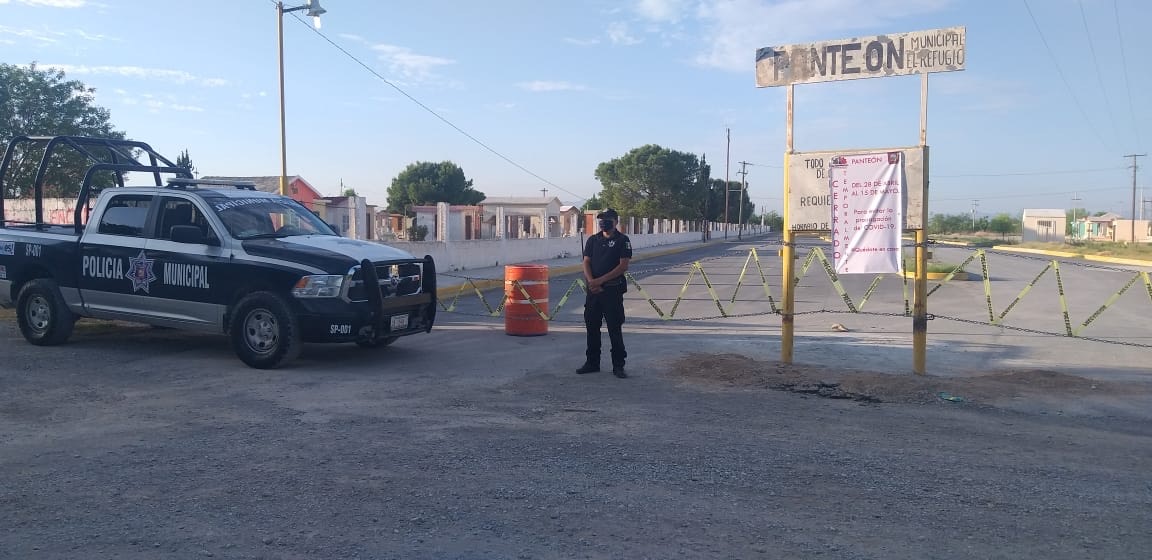 Cierran temporalmente  panteones de San Buena