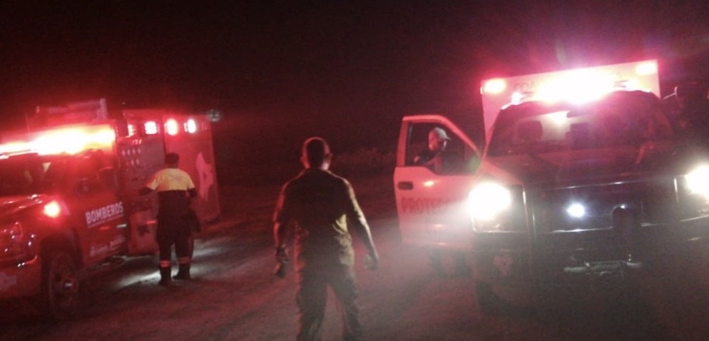 Apoya San Buena en incendio a Cuatro Ciénegas