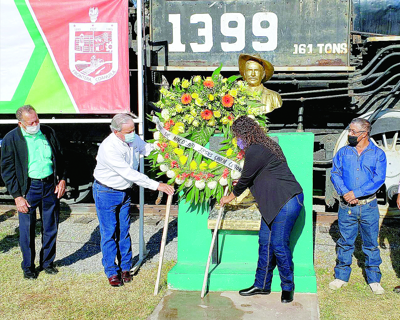 Reconocen a Ferrocarrileros