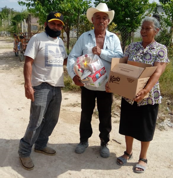 ¡Se vuelan la barda! Apoyan a familias de escasos recursos