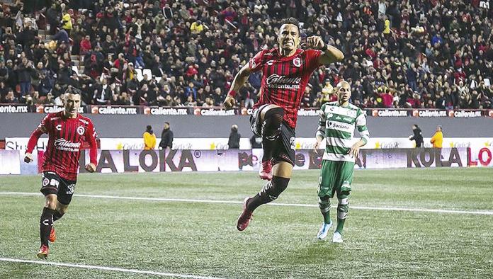 Muerden Xolos a Santos