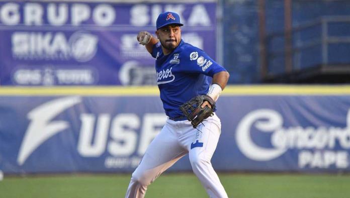 Alex Mejía, el jugador que se ganó a la afición de Acero