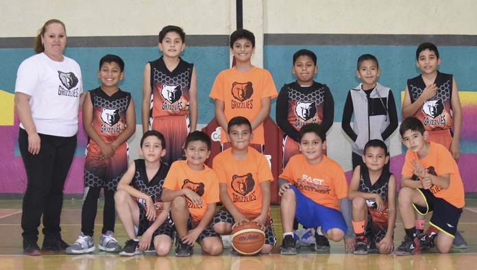 Grizzlies gana en la infantil