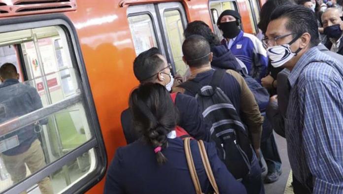Hombre extraviado en 2013 regresa con su familia gracias a trabajadores del Metro