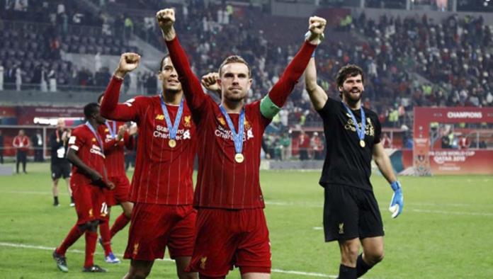 Liverpool lucirá escudo de campeón sólo por un día