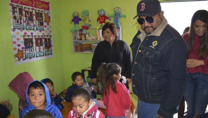 Inauguran biblioteca en Jardín de Niños