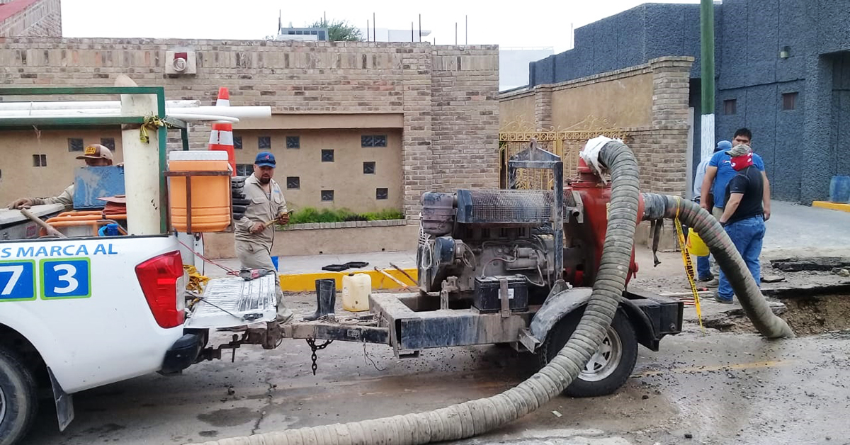 Otra vez se rompe la línea del agua