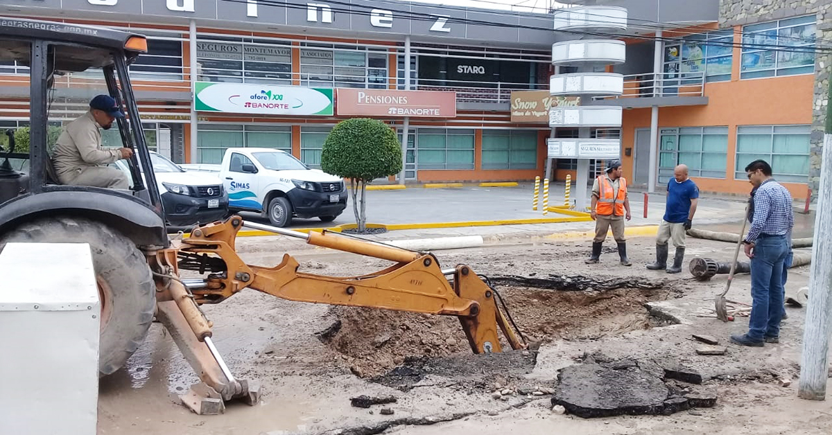 Otra vez se rompe la línea del agua