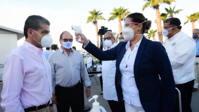 Se mantienen médicos  frente a la batalla