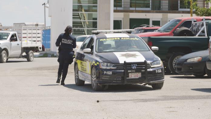 Denuncian por abuso a policías