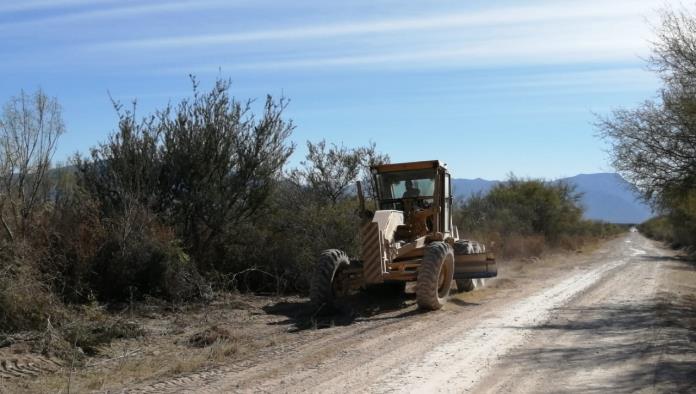 Compactan camino  a Baján y la Bolita