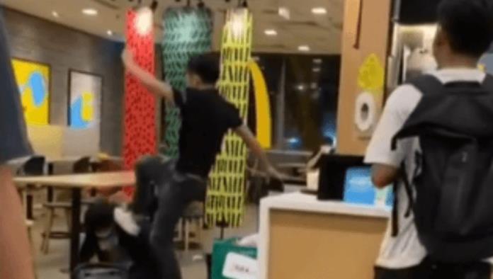 ¡Qué golpiza! Trabajador es agredido por cliente a quien le pidió usara cubrebocas