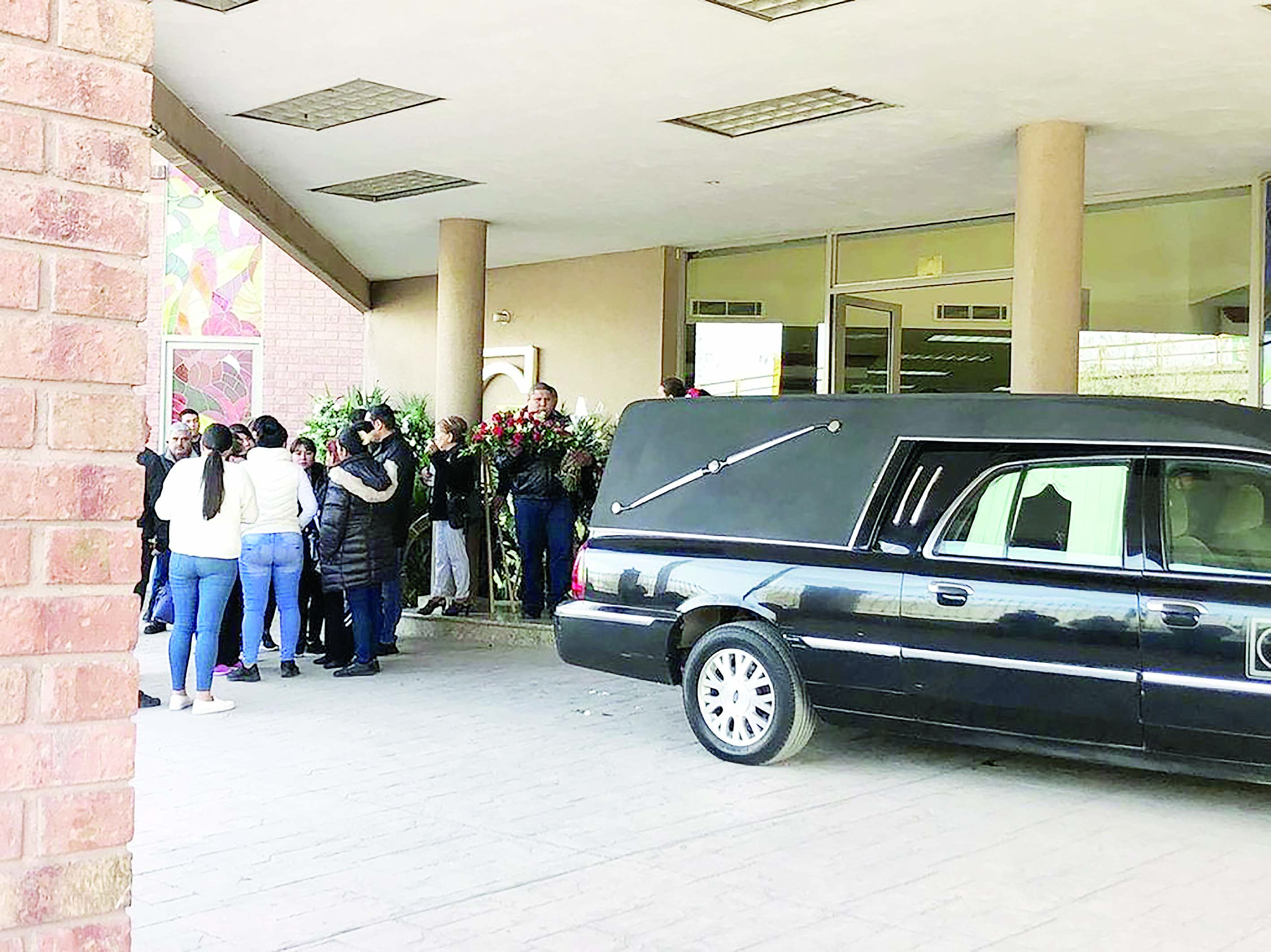 Dan último adiós al niño José Ángel