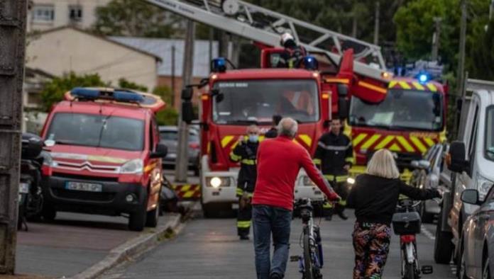 Hombre quema viva a su esposa en Francia
