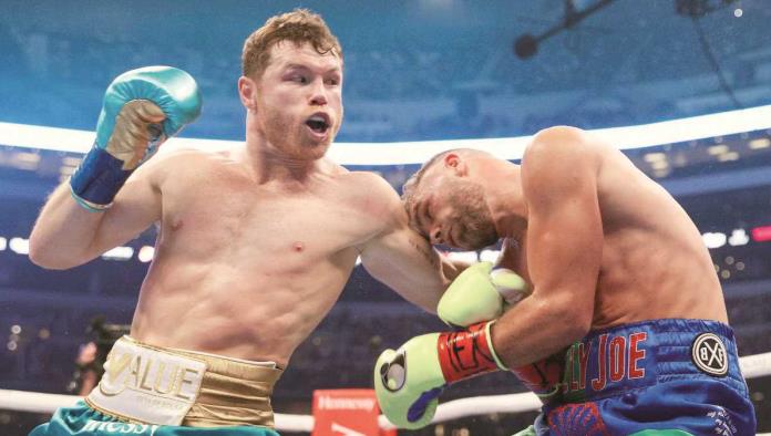 Quita Canelo invicto a Joe Saunders