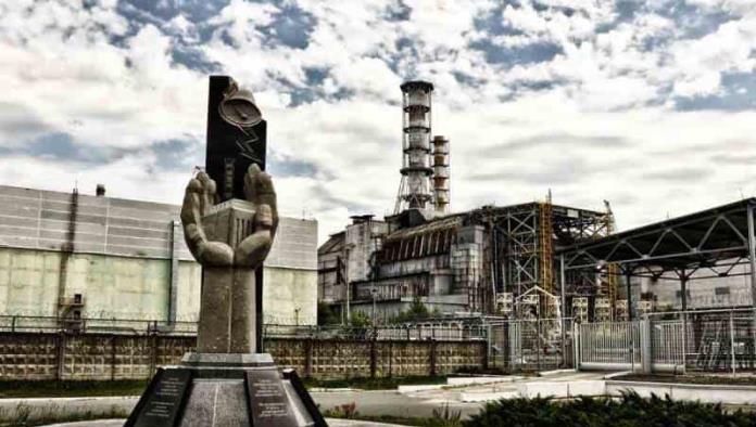 Detectan reacción nuclear en sótano de Chernobyl; científicos investigan