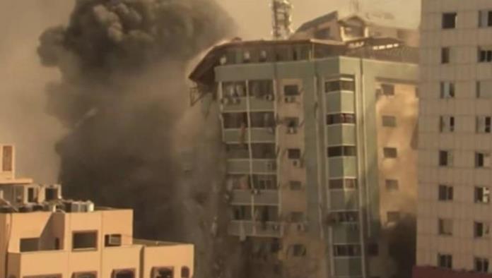Israel destruye sede de prensa internacional en Gaza