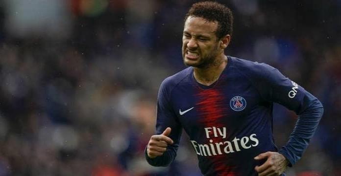 Neymar: un sujeto irrumpe en su casa para evangelizarlo