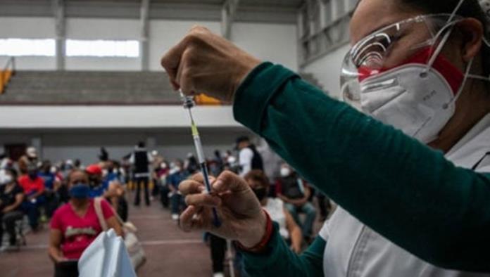 López Obrador: se acelera la vacunación; alistan más centros de aplicación
