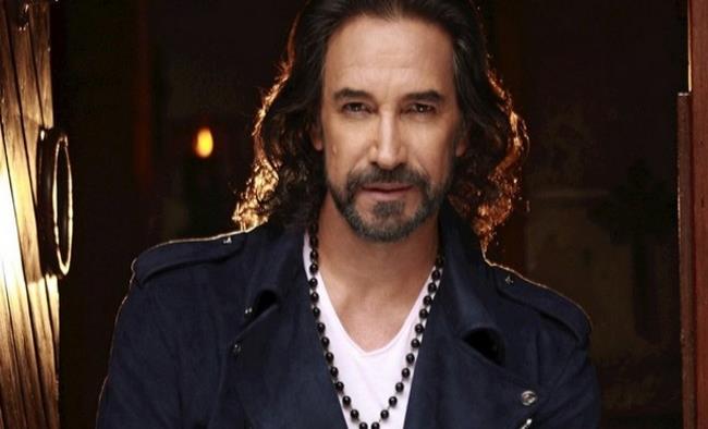 Marco Antonio Solís “El Buki” aseguró cabellera por 200 millones de pesos