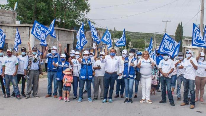 Visita Sergio la colonia Morelos