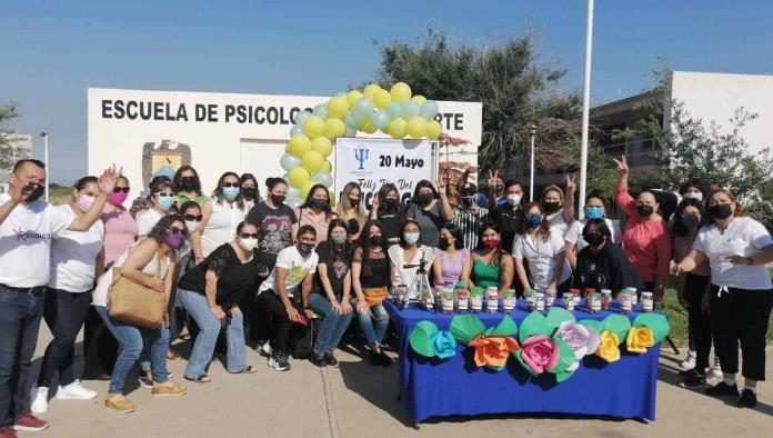 Realizan caravana por el día del psicólogo