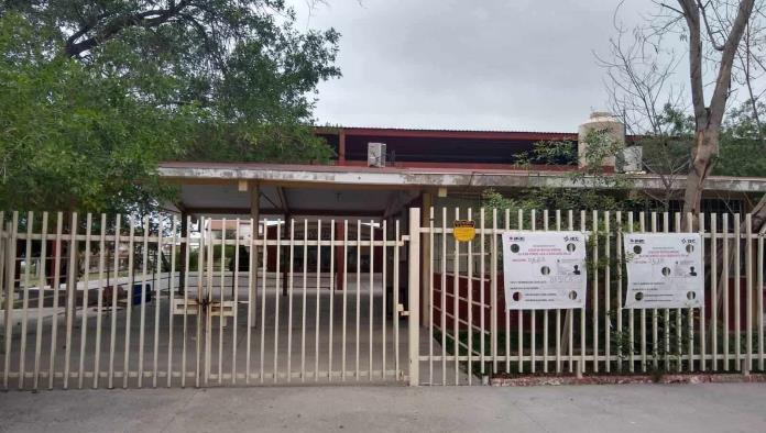 Vandalizan  50 escuelas tras un año cerradas