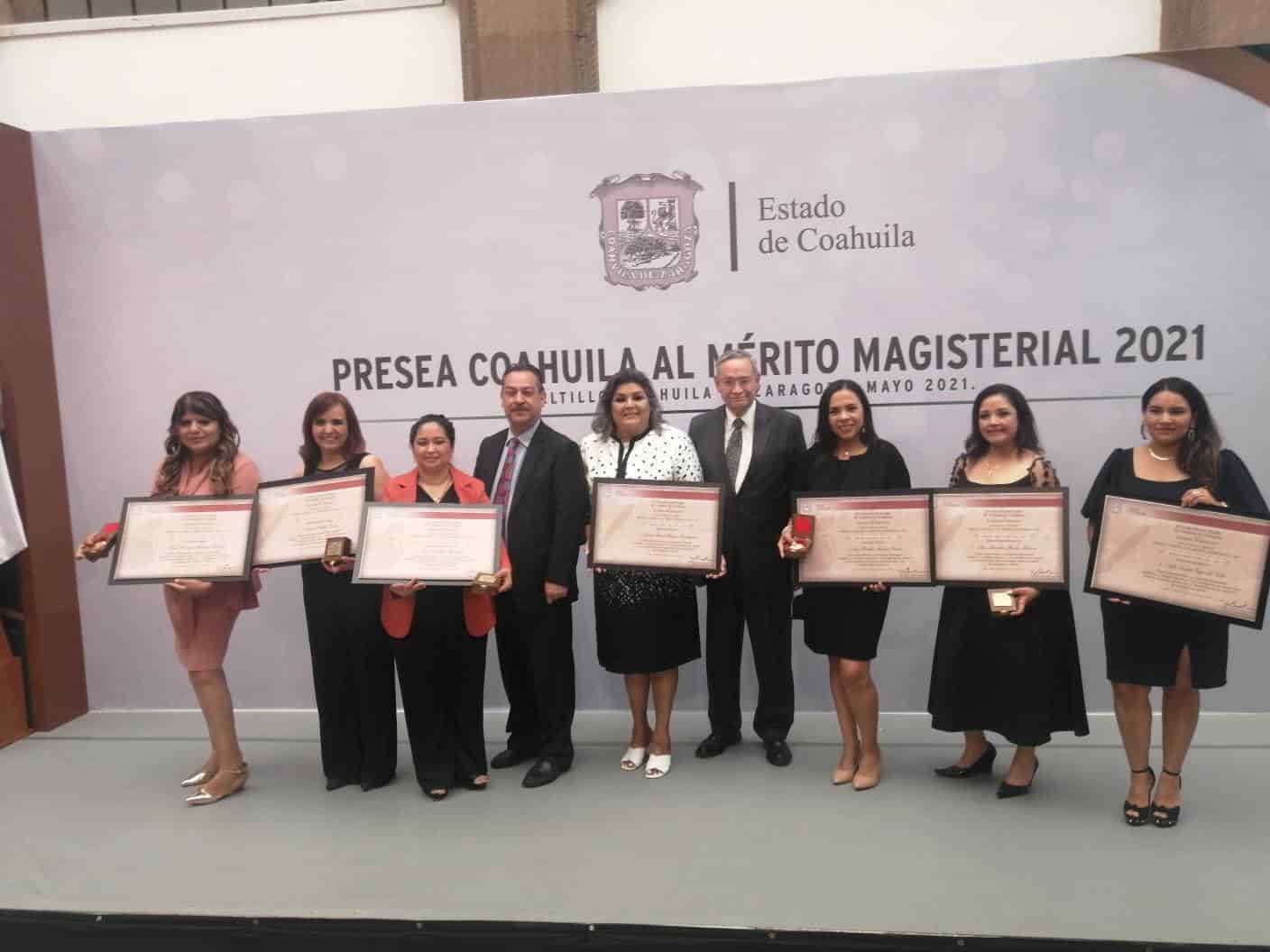 Educación Coahuila premia a sus mejores docentes y directores