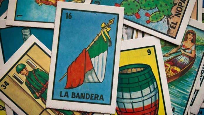 ‘Tiktoker’ confunde tarot mexicano con cartas de lotería