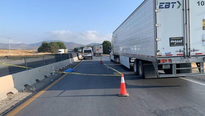 Reportan cuerpo sin vida sobre carretera Los Chorros, Coahuila