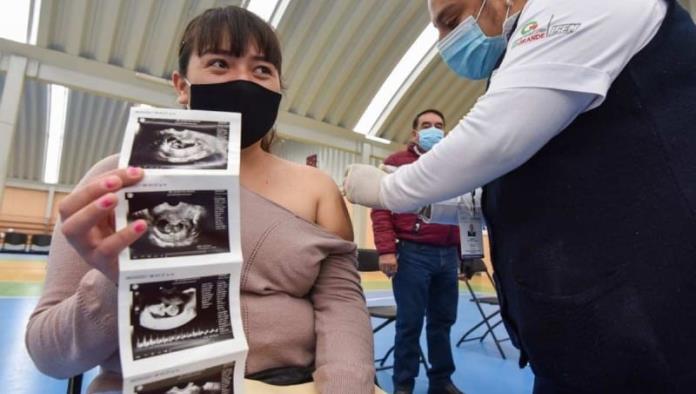 Uno de cada 4 mexicanos mayores de 18 años ya fue vacunado: López-Gatell