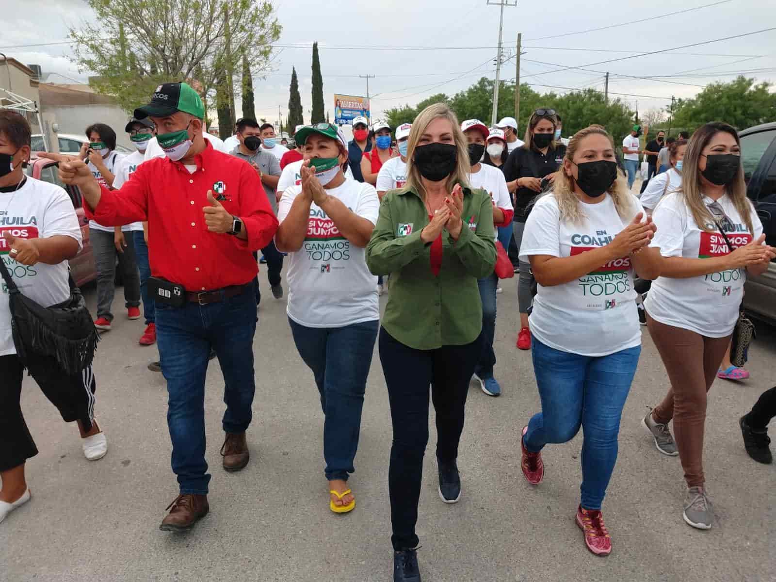 RECONOCE NORMA TREVIÑO A TODOS LOS SECTORES QUE ENGRANDECEN SU PROYECTO