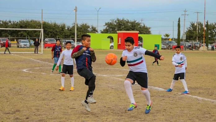 Invitan a participar en liga de futbol