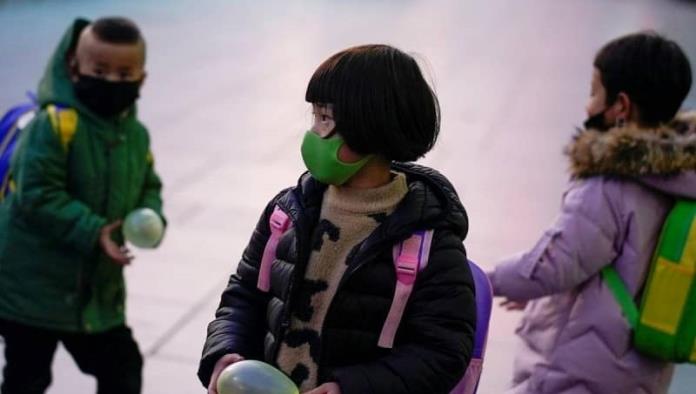China, primer país que vacunará a niños pequeños contra covid-19