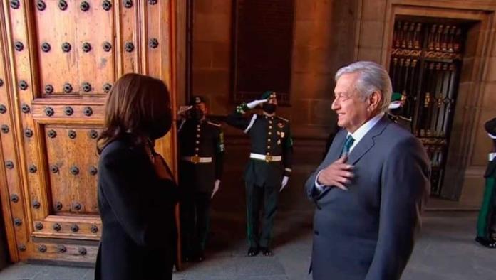 Recibe López Obrador a Kamala Harris en Palacio Nacional