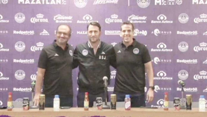 Beñat San José quiere forjar la historia de Mazatlán FC