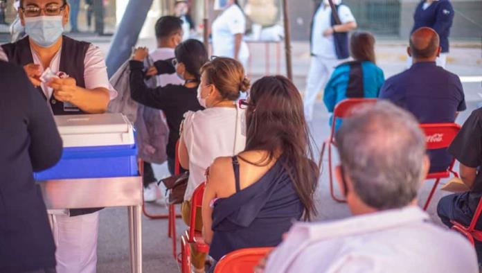 Arranca SS en Torreón segunda dosis de vacunación