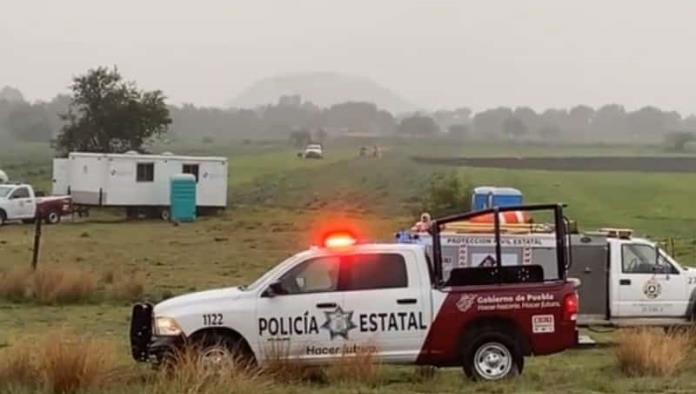 Rescatan a los perros atrapados en el socavón de Puebla
