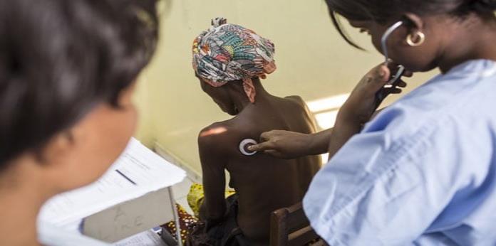 Con el 1% de su población vacunada, OMS teme que pandemia empeore en África