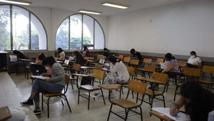 Alumna usó lentes con cámara en examen de admisión a universidad de Michoacán