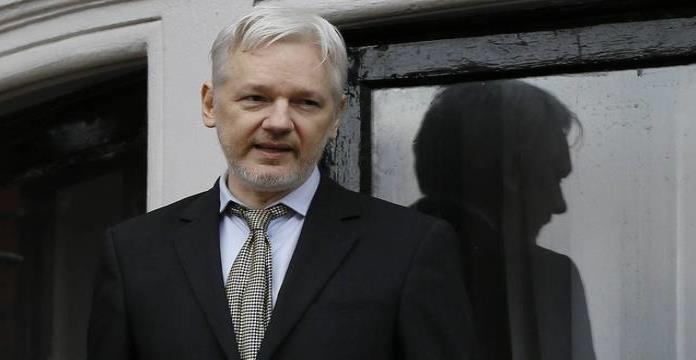 Julian Assange podría ser el próximo extraditado, dice Edward Snowden