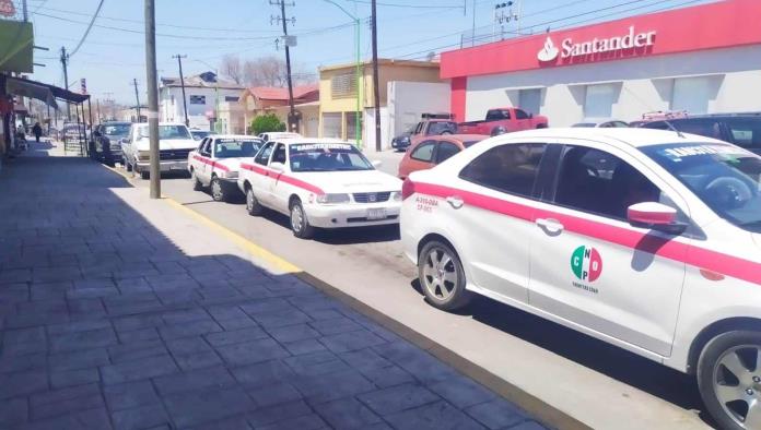 Pedirán comprobante de vacuna a taxistas