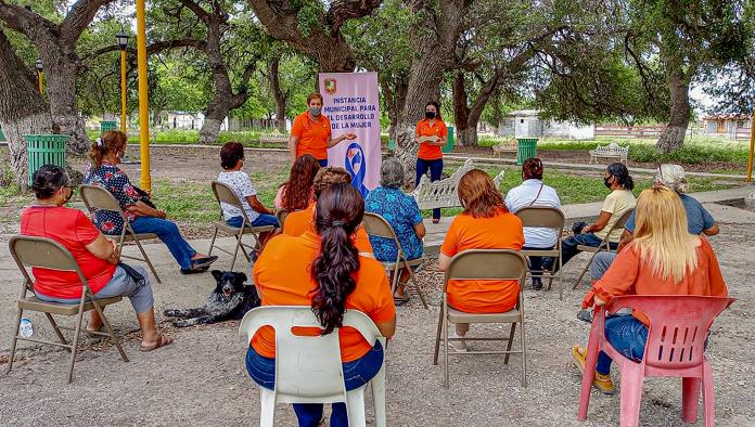 Previenen violencia  contra la mujer