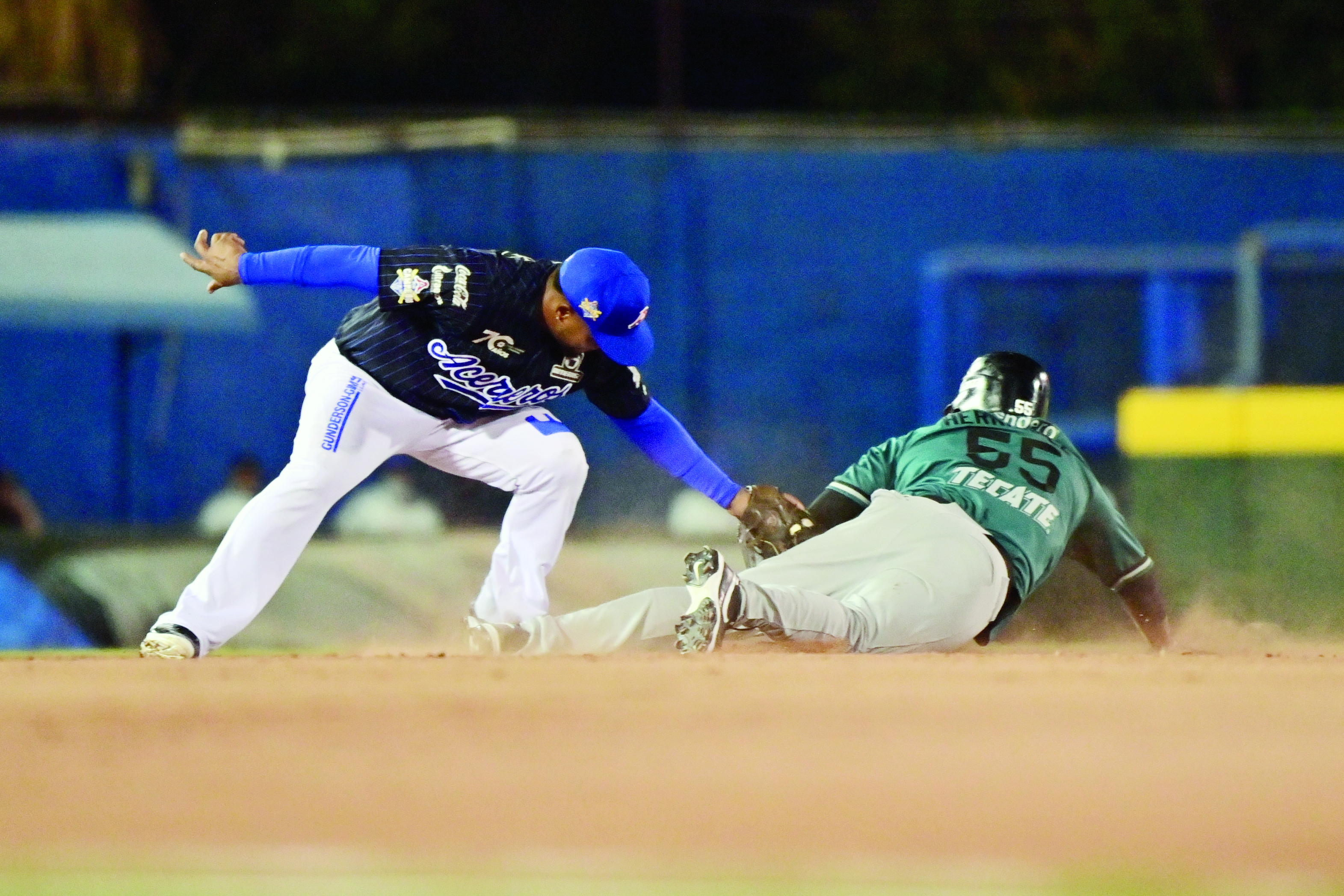 Pierde Acereros, se queda Saraperos con la serie