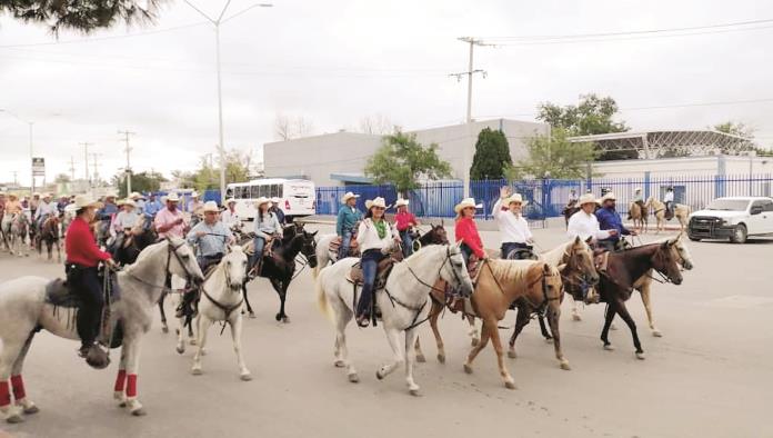 Cabalgan en honor a  San Juan de Sabinas